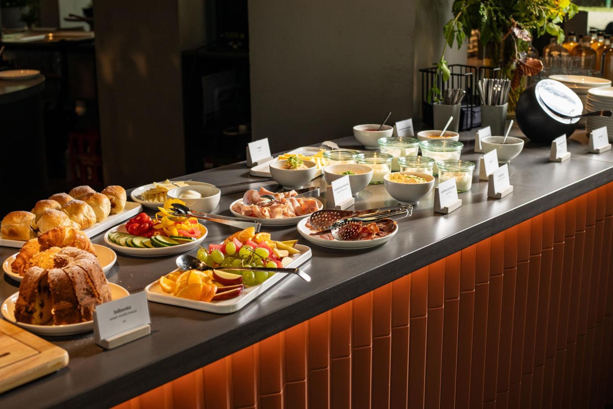 Šumperk Hotel Perk מראה חיצוני תמונה